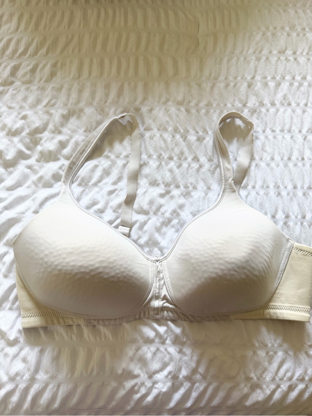 5 for $25! Vanity Fair Light Ivory Seamless T-Shirt Bra